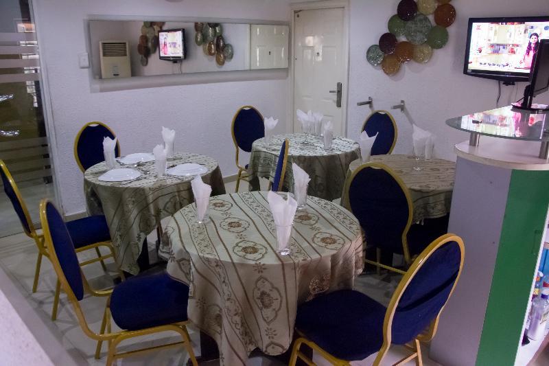 Theodawn Hotels @ Suite 29 Ikeja Exterior photo